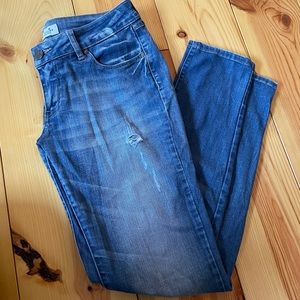 Bootlegger Boyfriend Jeans with Distressing Size 27x28